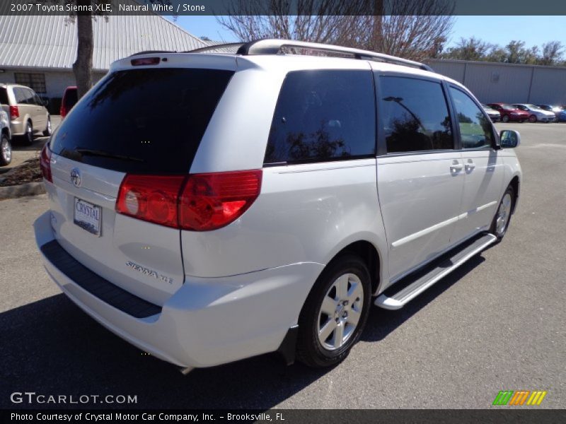 Natural White / Stone 2007 Toyota Sienna XLE
