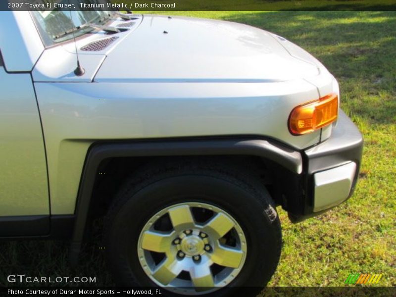 Titanium Metallic / Dark Charcoal 2007 Toyota FJ Cruiser
