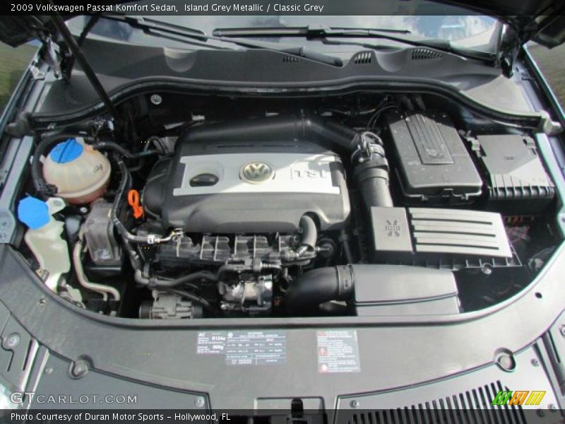 2009 Passat Komfort Sedan Engine - 2.0 Liter FSI Turbocharged DOHC 16-Valve VVT 4 Cylinder
