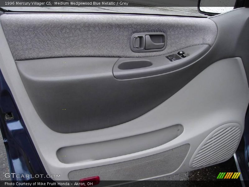 Medium Wedgewood Blue Metallic / Grey 1996 Mercury Villager GS