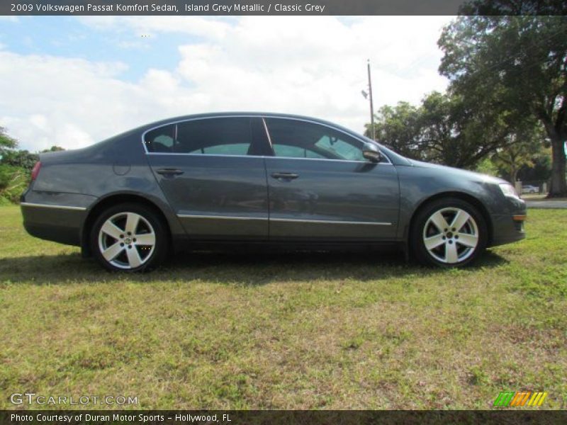 Island Grey Metallic / Classic Grey 2009 Volkswagen Passat Komfort Sedan