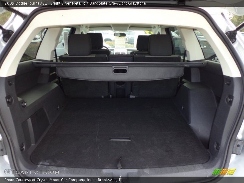 Bright Silver Metallic / Dark Slate Gray/Light Graystone 2009 Dodge Journey SE