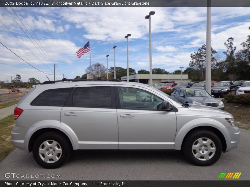 Bright Silver Metallic / Dark Slate Gray/Light Graystone 2009 Dodge Journey SE