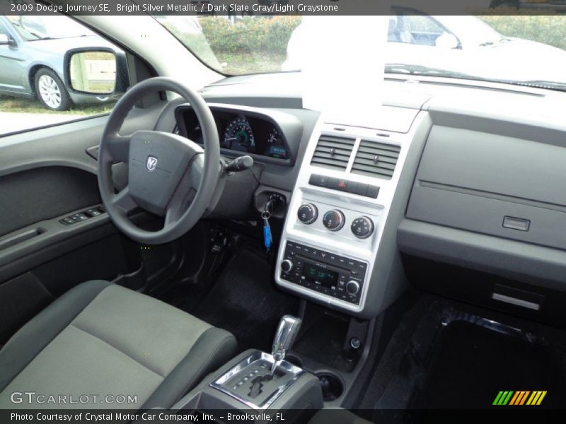 Bright Silver Metallic / Dark Slate Gray/Light Graystone 2009 Dodge Journey SE