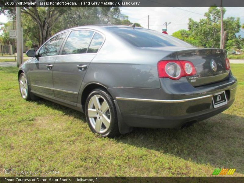 Island Grey Metallic / Classic Grey 2009 Volkswagen Passat Komfort Sedan