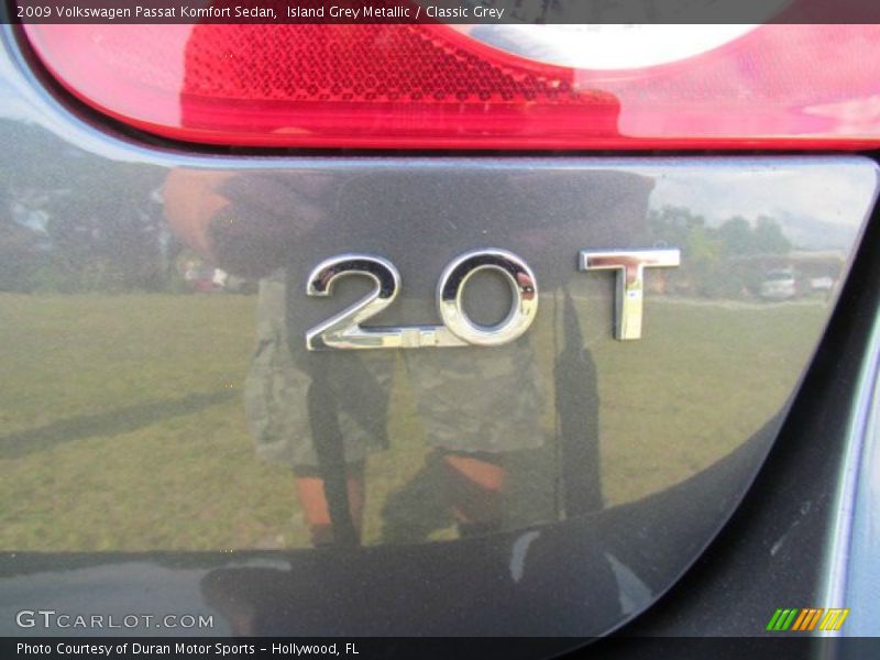 Island Grey Metallic / Classic Grey 2009 Volkswagen Passat Komfort Sedan