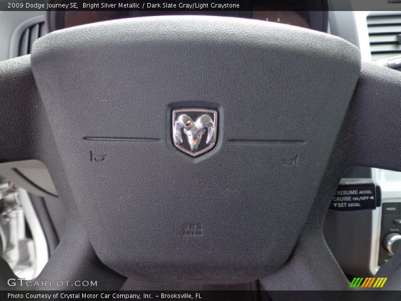 Bright Silver Metallic / Dark Slate Gray/Light Graystone 2009 Dodge Journey SE