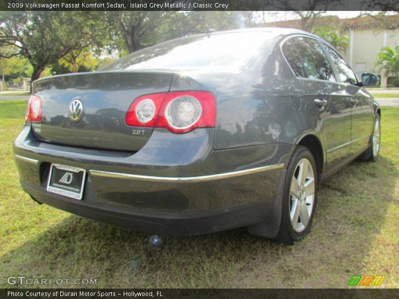 Island Grey Metallic / Classic Grey 2009 Volkswagen Passat Komfort Sedan