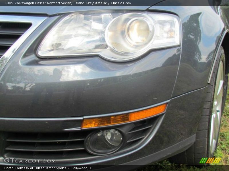 Island Grey Metallic / Classic Grey 2009 Volkswagen Passat Komfort Sedan