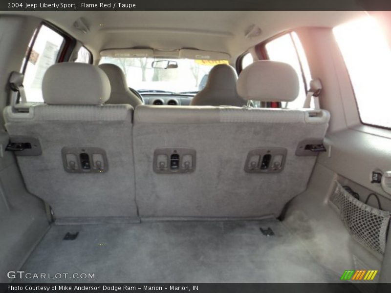  2004 Liberty Sport Trunk