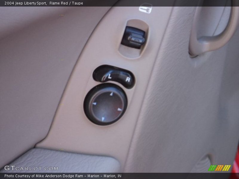 Controls of 2004 Liberty Sport