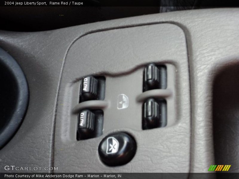 Controls of 2004 Liberty Sport