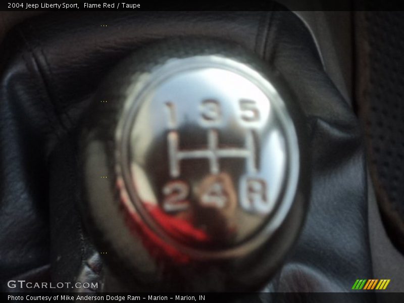  2004 Liberty Sport 5 Speed Manual Shifter