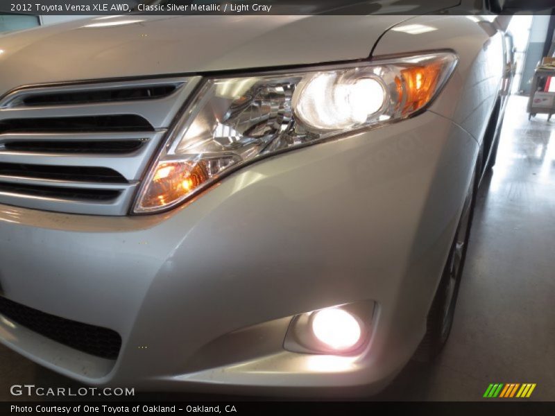 Classic Silver Metallic / Light Gray 2012 Toyota Venza XLE AWD