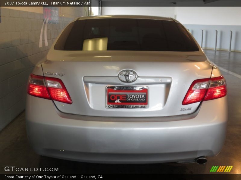 Titanium Metallic / Ash 2007 Toyota Camry XLE