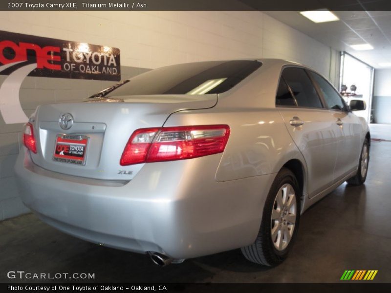 Titanium Metallic / Ash 2007 Toyota Camry XLE