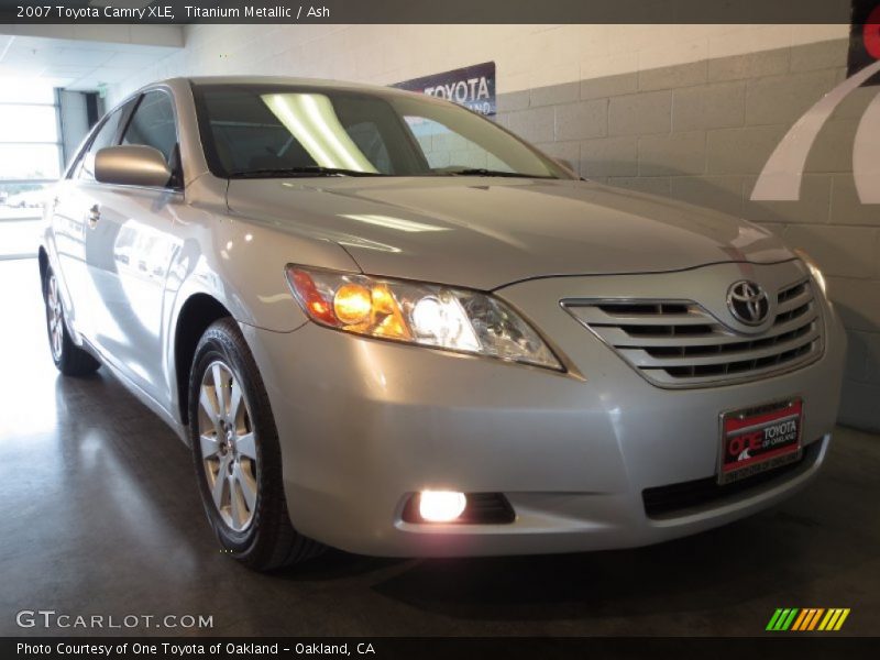 Titanium Metallic / Ash 2007 Toyota Camry XLE
