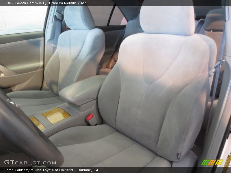 Titanium Metallic / Ash 2007 Toyota Camry XLE