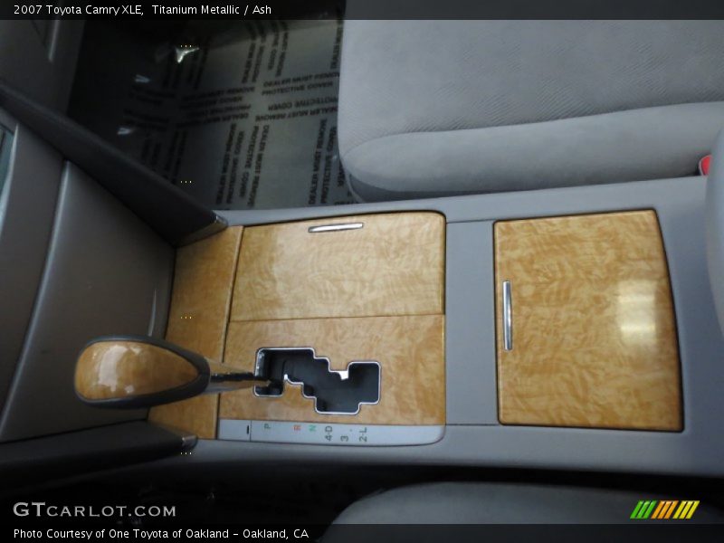 Titanium Metallic / Ash 2007 Toyota Camry XLE