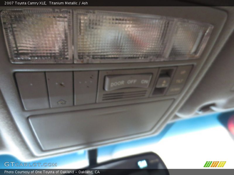 Titanium Metallic / Ash 2007 Toyota Camry XLE