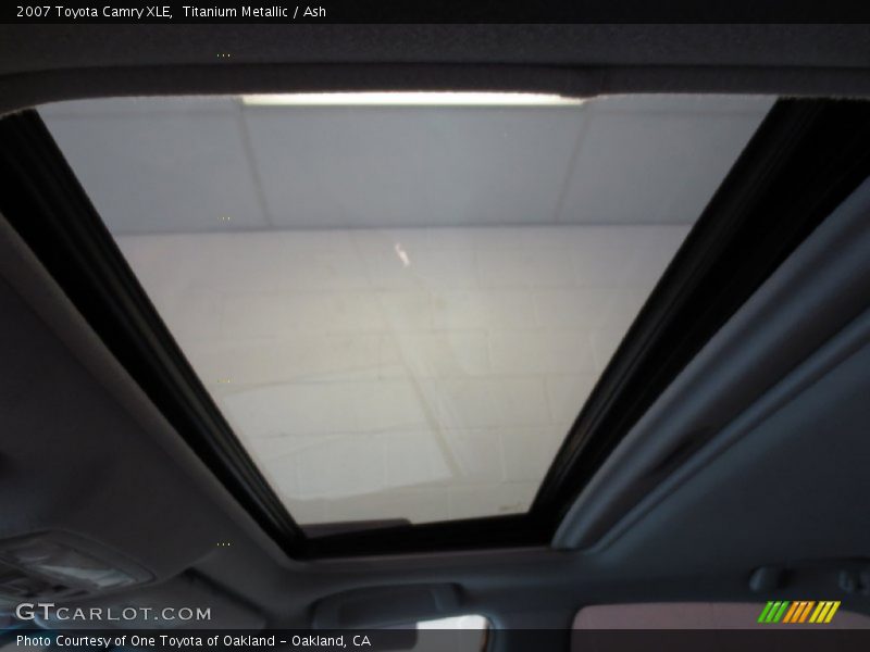 Titanium Metallic / Ash 2007 Toyota Camry XLE