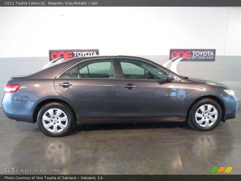 Magnetic Gray Metallic / Ash 2011 Toyota Camry LE
