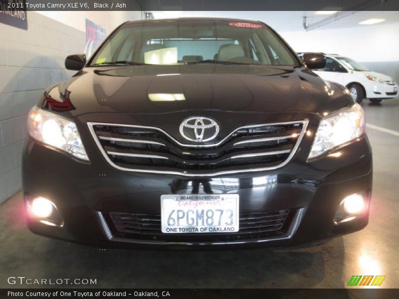 Black / Ash 2011 Toyota Camry XLE V6
