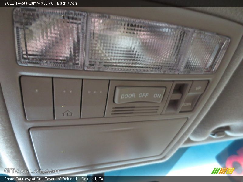 Black / Ash 2011 Toyota Camry XLE V6