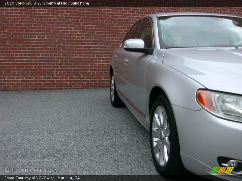 Silver Metallic / Sandstone 2010 Volvo S80 3.2