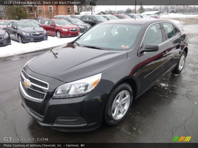 Front 3/4 View of 2013 Malibu LS