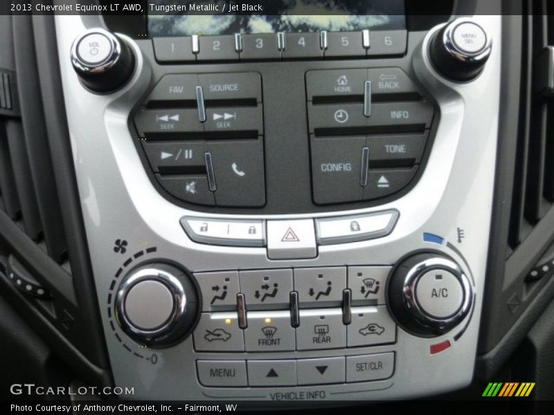 Controls of 2013 Equinox LT AWD