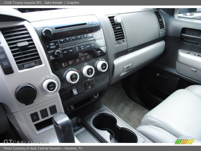 Controls of 2008 Sequoia SR5