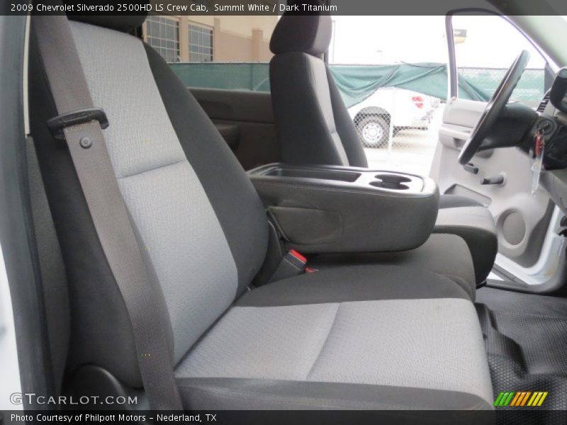 Front Seat of 2009 Silverado 2500HD LS Crew Cab