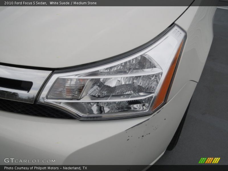 White Suede / Medium Stone 2010 Ford Focus S Sedan