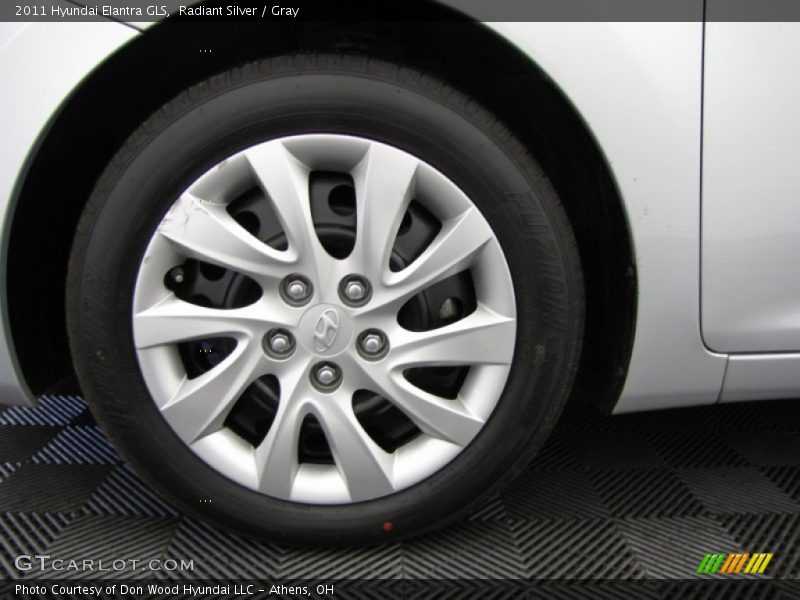 Radiant Silver / Gray 2011 Hyundai Elantra GLS
