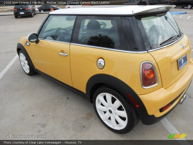 Mellow Yellow / Lounge Carbon Black Leather 2009 Mini Cooper S Hardtop