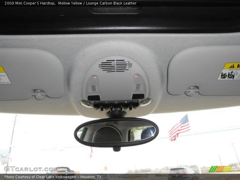 Mellow Yellow / Lounge Carbon Black Leather 2009 Mini Cooper S Hardtop