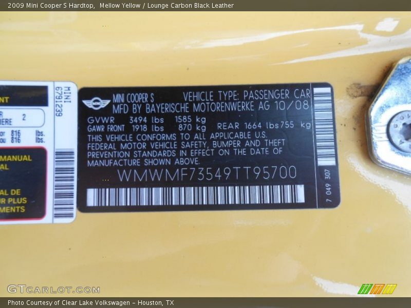 Mellow Yellow / Lounge Carbon Black Leather 2009 Mini Cooper S Hardtop