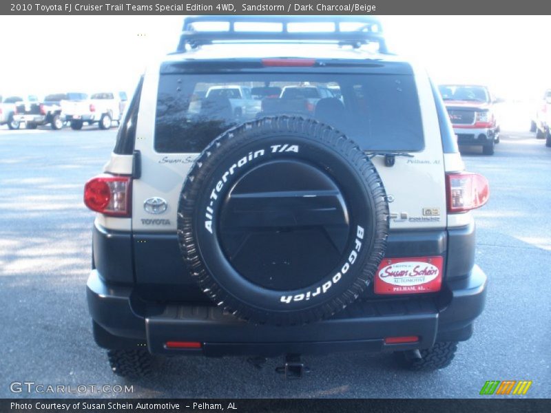 Sandstorm / Dark Charcoal/Beige 2010 Toyota FJ Cruiser Trail Teams Special Edition 4WD