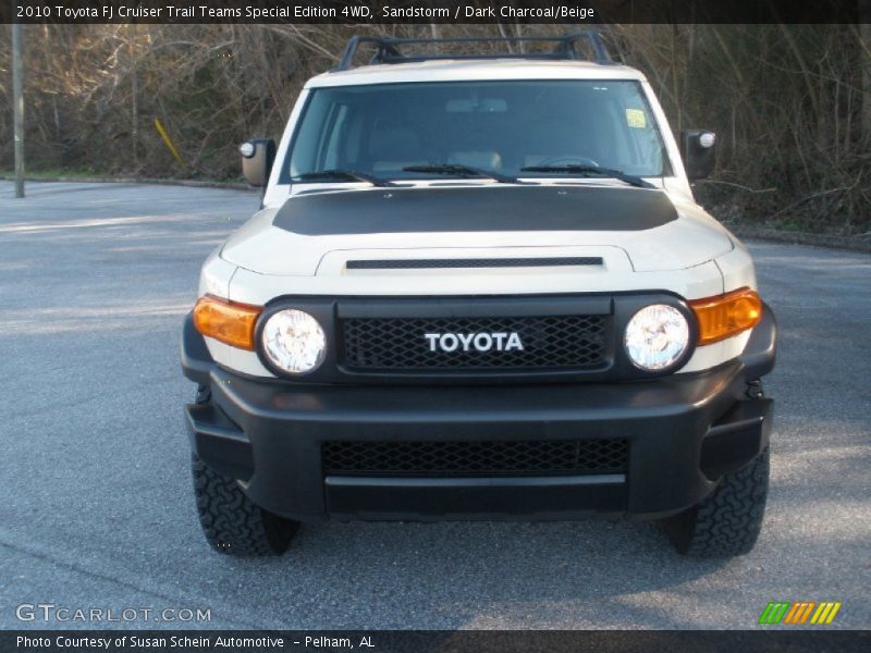 Sandstorm / Dark Charcoal/Beige 2010 Toyota FJ Cruiser Trail Teams Special Edition 4WD