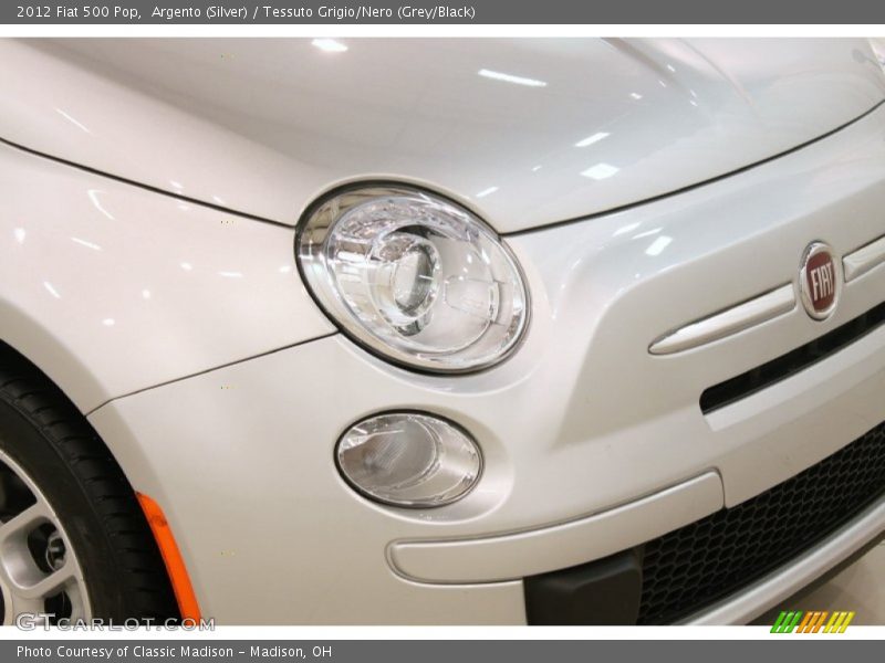 Argento (Silver) / Tessuto Grigio/Nero (Grey/Black) 2012 Fiat 500 Pop