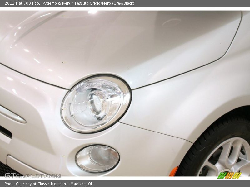 Argento (Silver) / Tessuto Grigio/Nero (Grey/Black) 2012 Fiat 500 Pop