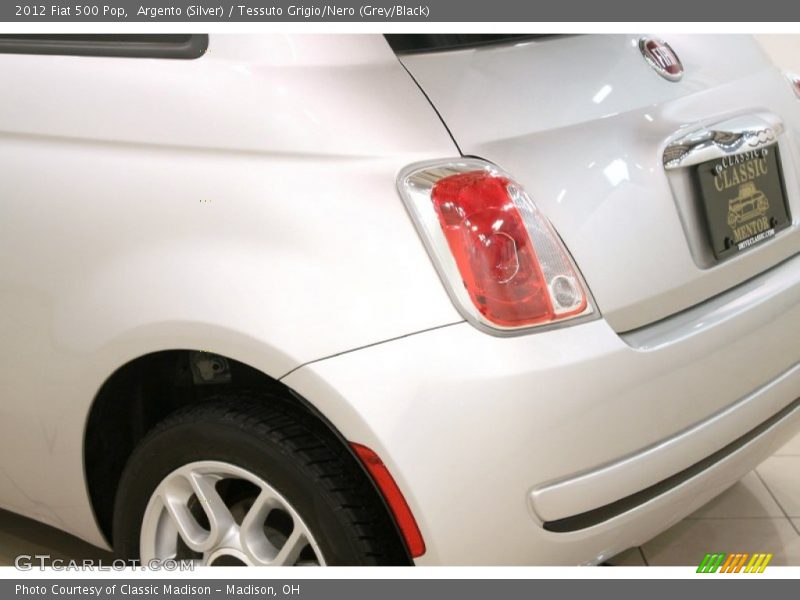 Argento (Silver) / Tessuto Grigio/Nero (Grey/Black) 2012 Fiat 500 Pop