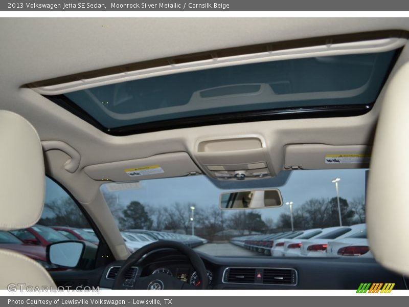 Moonrock Silver Metallic / Cornsilk Beige 2013 Volkswagen Jetta SE Sedan