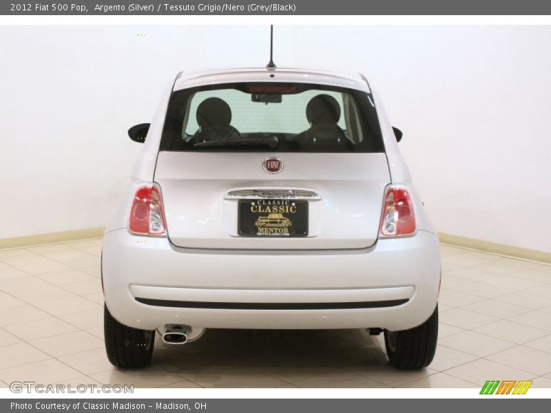 Argento (Silver) / Tessuto Grigio/Nero (Grey/Black) 2012 Fiat 500 Pop
