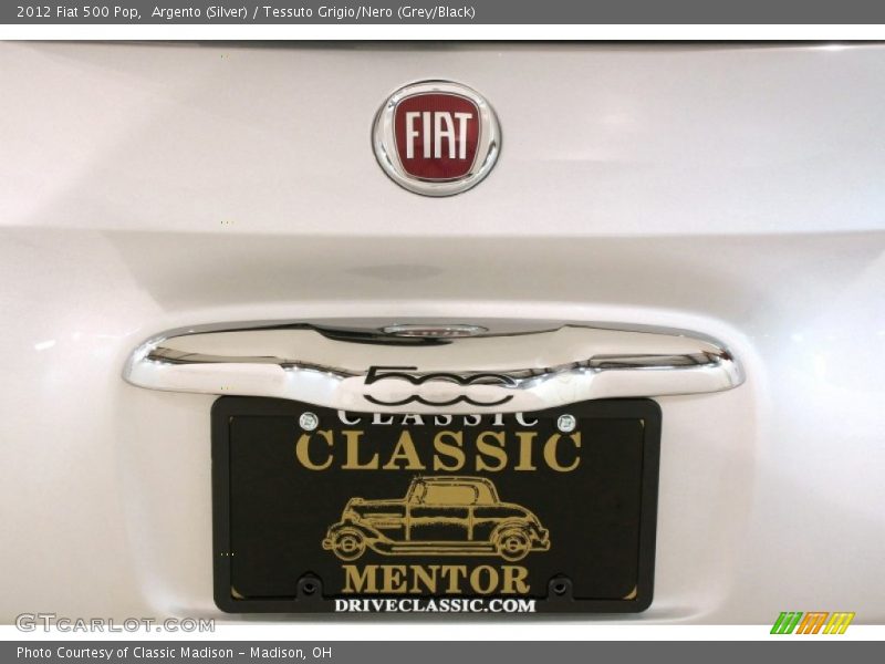 Argento (Silver) / Tessuto Grigio/Nero (Grey/Black) 2012 Fiat 500 Pop