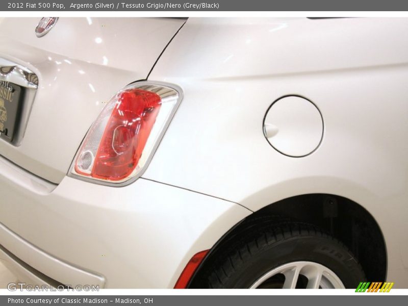 Argento (Silver) / Tessuto Grigio/Nero (Grey/Black) 2012 Fiat 500 Pop