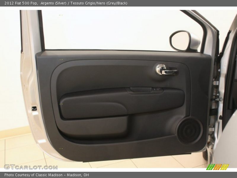 Argento (Silver) / Tessuto Grigio/Nero (Grey/Black) 2012 Fiat 500 Pop