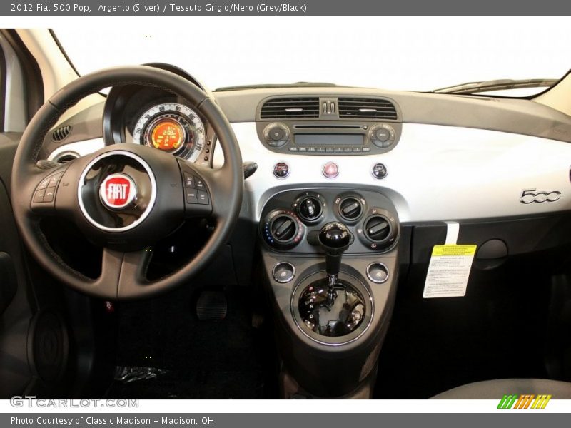 Argento (Silver) / Tessuto Grigio/Nero (Grey/Black) 2012 Fiat 500 Pop