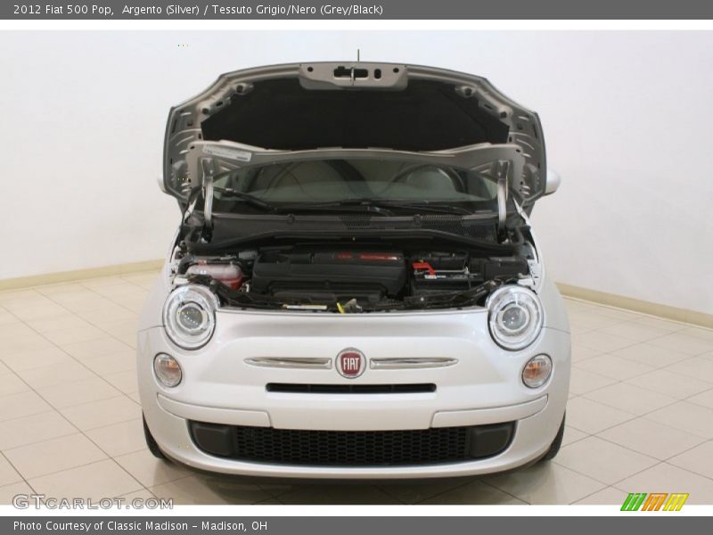 Argento (Silver) / Tessuto Grigio/Nero (Grey/Black) 2012 Fiat 500 Pop